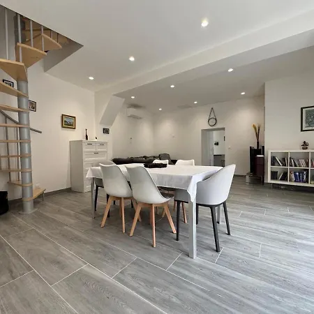 La Bella Vigna - - 6 Prs - 3 Bdr Holiday home