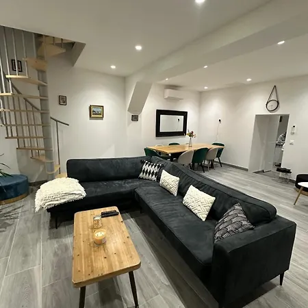 Nyaraló La Bella Vigna - - 6 Prs - 3 Bdr *