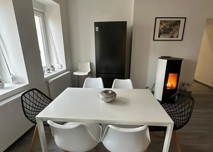 La Bella Vigna - - 6 Prs - 3 Bdr Essoyes