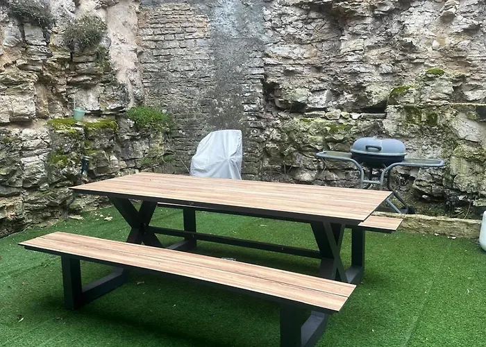 La Bella Vigna - - 6 Prs - 3 Bdr